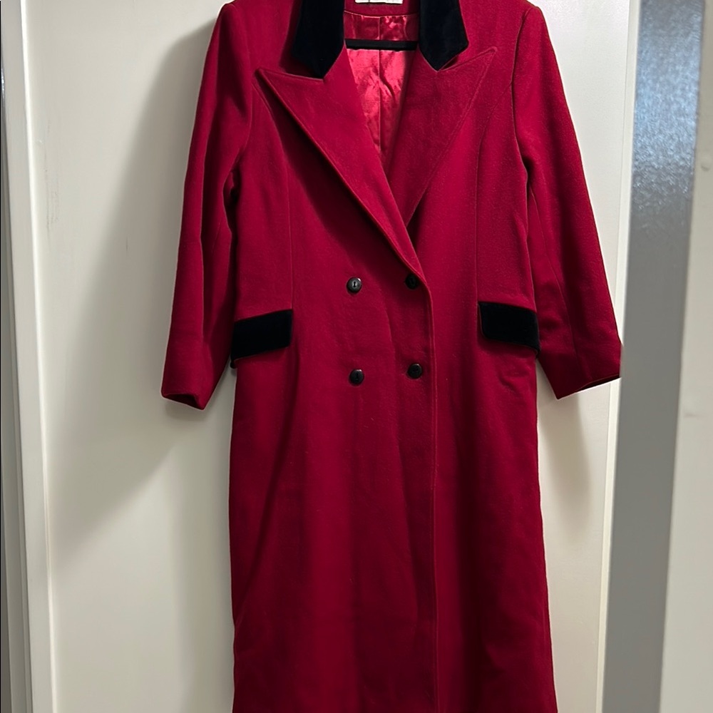 Le Amiche Elegant Red Double-Breasted Women's Coat